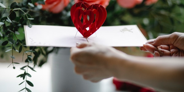 How To Build An Online Store For A Handmade Greeting Card Business?